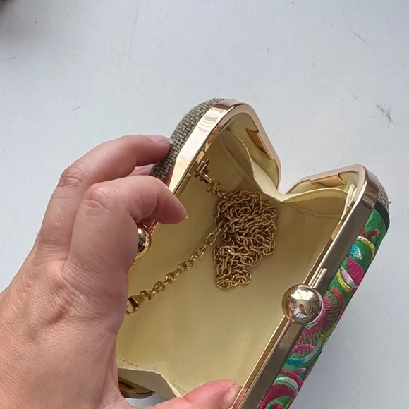 Embroidered Green and Brown Women's Clutch - Picture 4 of 4